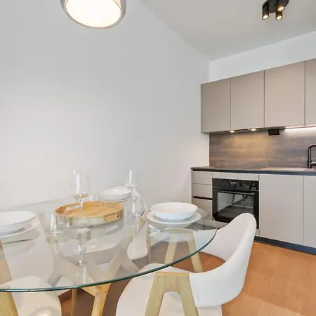 Eurovea Tower 3 River View Apartman *