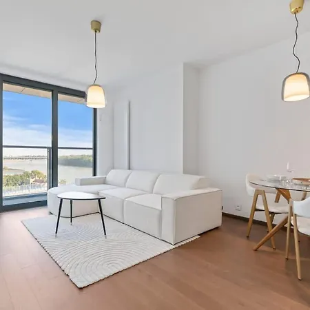 Eurovea Tower 3 River View *