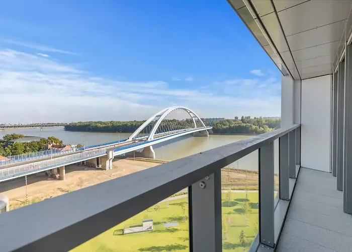 Eurovea Tower 3 River View ברטיסלאבה