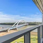Eurovea Tower 3 River View * Bratislava
