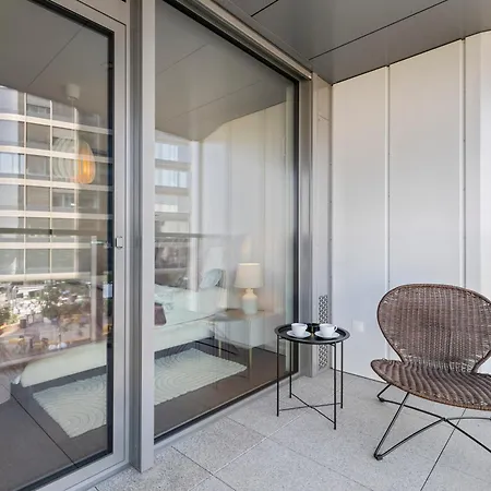 Eurovea Tower 3 River View شقة براتسيلافا