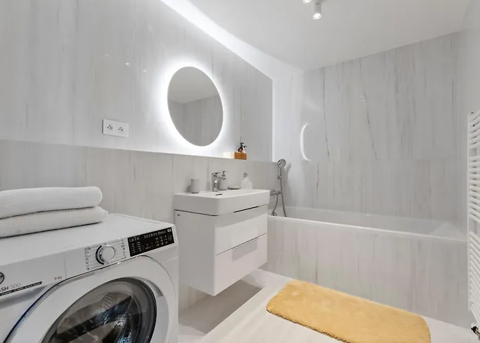 Eurovea Tower 3 River View براتسيلافا