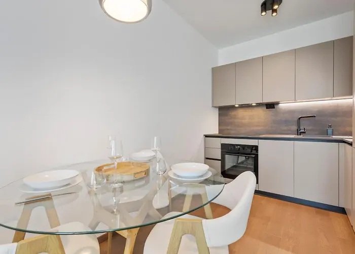 Eurovea Tower 3 River View شقة *